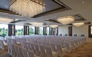 Courtyard By Marriott Bilaspur