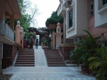 Ananda Krishna Van