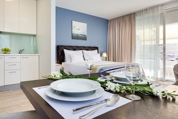 Bb Residence