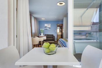 Bb Residence