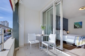 Bb Residence
