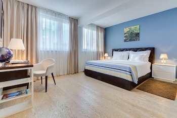 Bb Residence