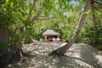 Barefoot Manta Island