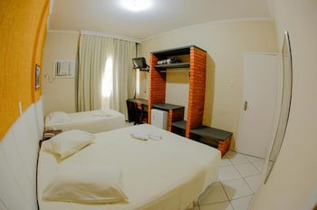 Acropolis Marina