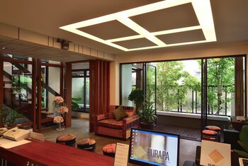 Burapa Boutique