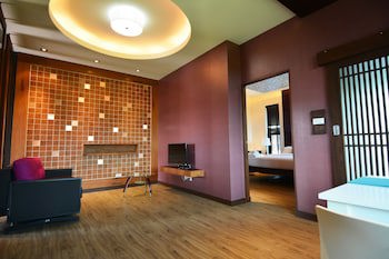 Burapa Boutique