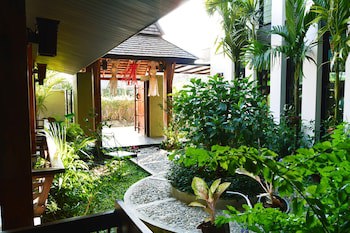 Burapa Boutique