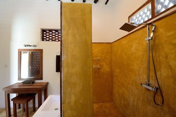 Pongwe Beach Hotel