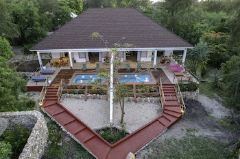 Pongwe Beach Hotel