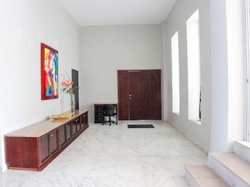 Casabella Art/Boutique Hotel