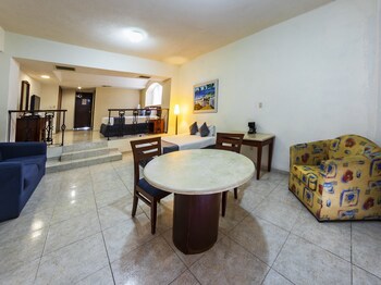 Casabella Art/Boutique Hotel