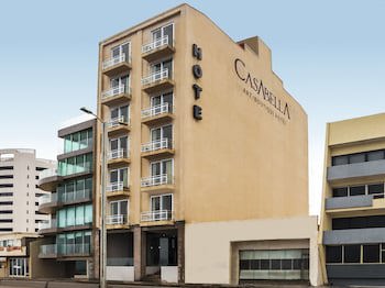 Casabella Art/Boutique Hotel