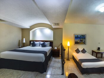 Casabella Art/Boutique Hotel