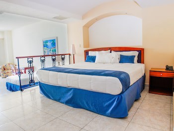 Casabella Art/Boutique Hotel