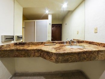 Casabella Art/Boutique Hotel