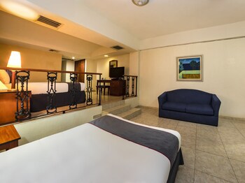 Casabella Art/Boutique Hotel