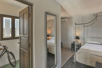 El Palomar Hotel