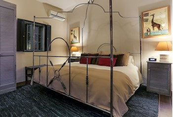 El Palomar Hotel