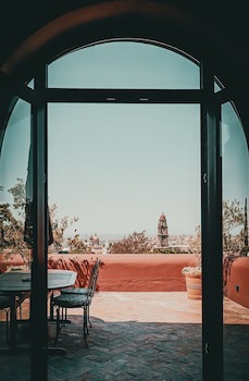 El Palomar Hotel