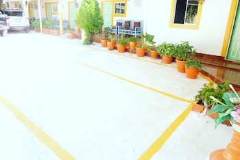 Hotel Ivania's