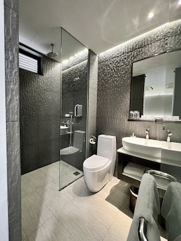 Bliss Hotel Singapore
