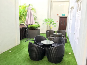 Bliss Hotel Singapore