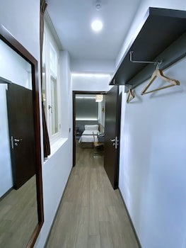 Bliss Hotel Singapore