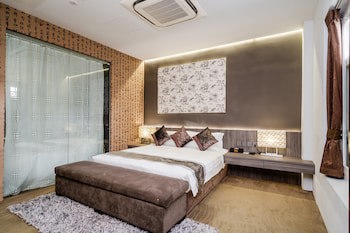 Bliss Hotel Singapore