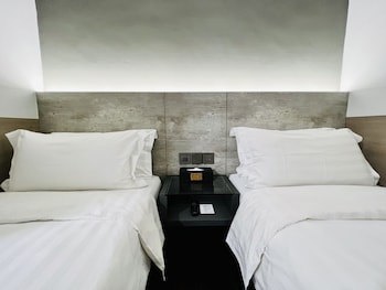 Bliss Hotel Singapore