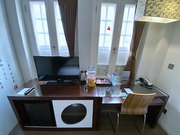 Bliss Hotel Singapore