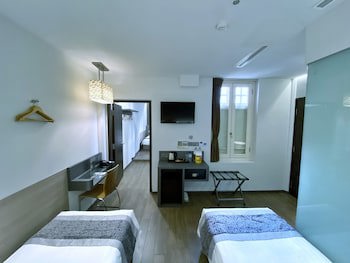 Bliss Hotel Singapore
