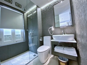 Bliss Hotel Singapore