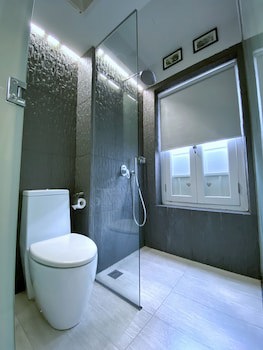 Bliss Hotel Singapore