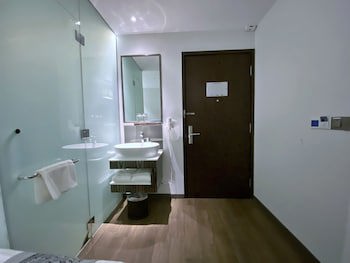 Bliss Hotel Singapore