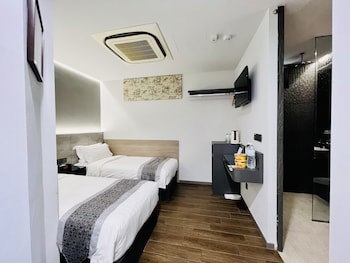 Bliss Hotel Singapore