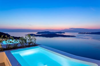 Alti Santorini Suites - Adults Only