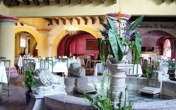 Hotel De La Borda