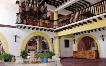 Hotel De La Borda