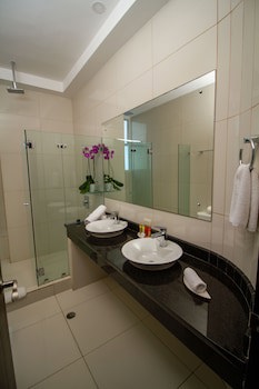 Puerto Azul Boutique Resort & Marina