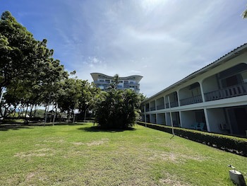 Puerto Azul Boutique Resort & Marina
