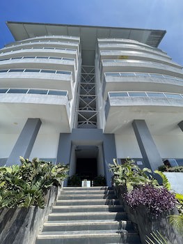 Puerto Azul Boutique Resort & Marina