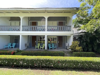 Puerto Azul Boutique Resort & Marina