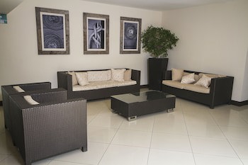 Puerto Azul Boutique Resort & Marina