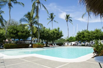 Puerto Azul Boutique Resort & Marina