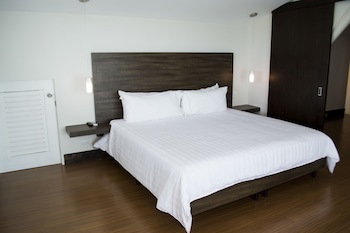 Puerto Azul Boutique Resort & Marina