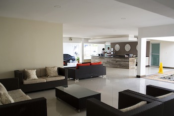 Puerto Azul Boutique Resort & Marina