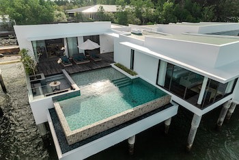 Cove 55