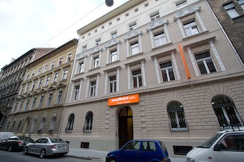 Easyhotel Budapest Oktogon