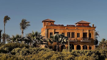 Villa Santa Cruz