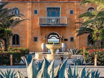 Villa Santa Cruz